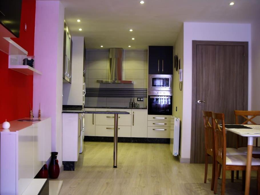 El Vinilo. Aparcamiento Exterior Gratuito Apartment Teruel Bagian luar foto