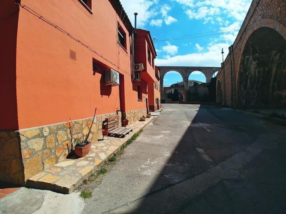 El Vinilo. Aparcamiento Exterior Gratuito Apartment Teruel Bagian luar foto